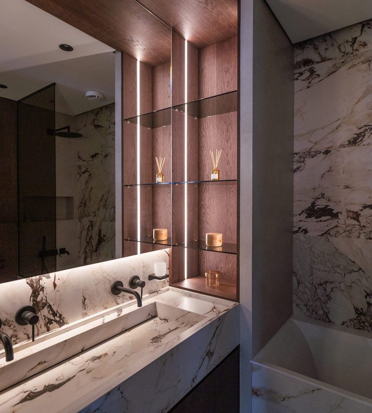 Luxurious minimalist bathroom in modern townhouse